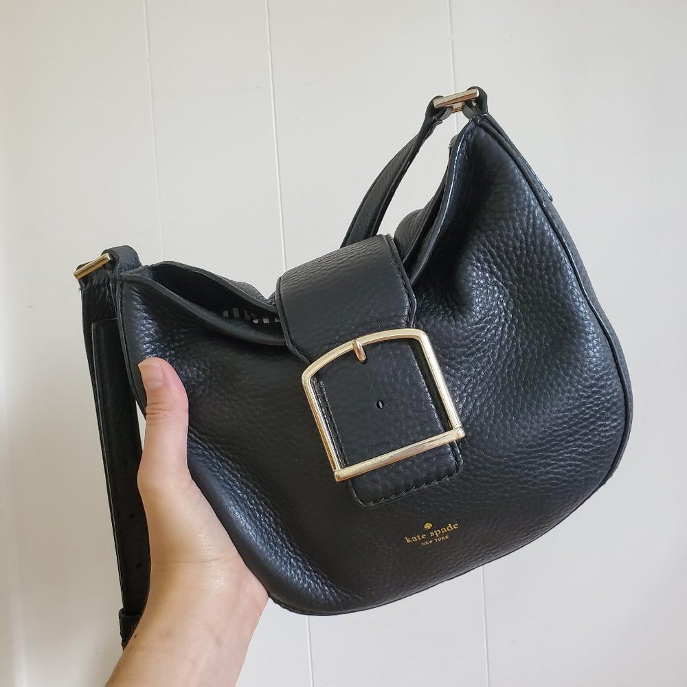 Kate Spade Pebble Y2k Buckle Buckled Crossbody Purse Bag in Black